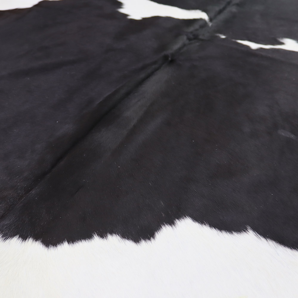 Hovädzia koža - Black&White 210x180 cm